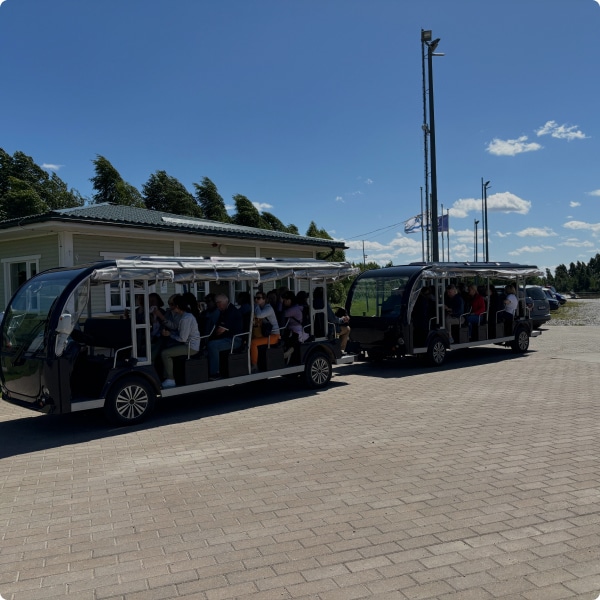 Piirissaare ekskursiooniauto